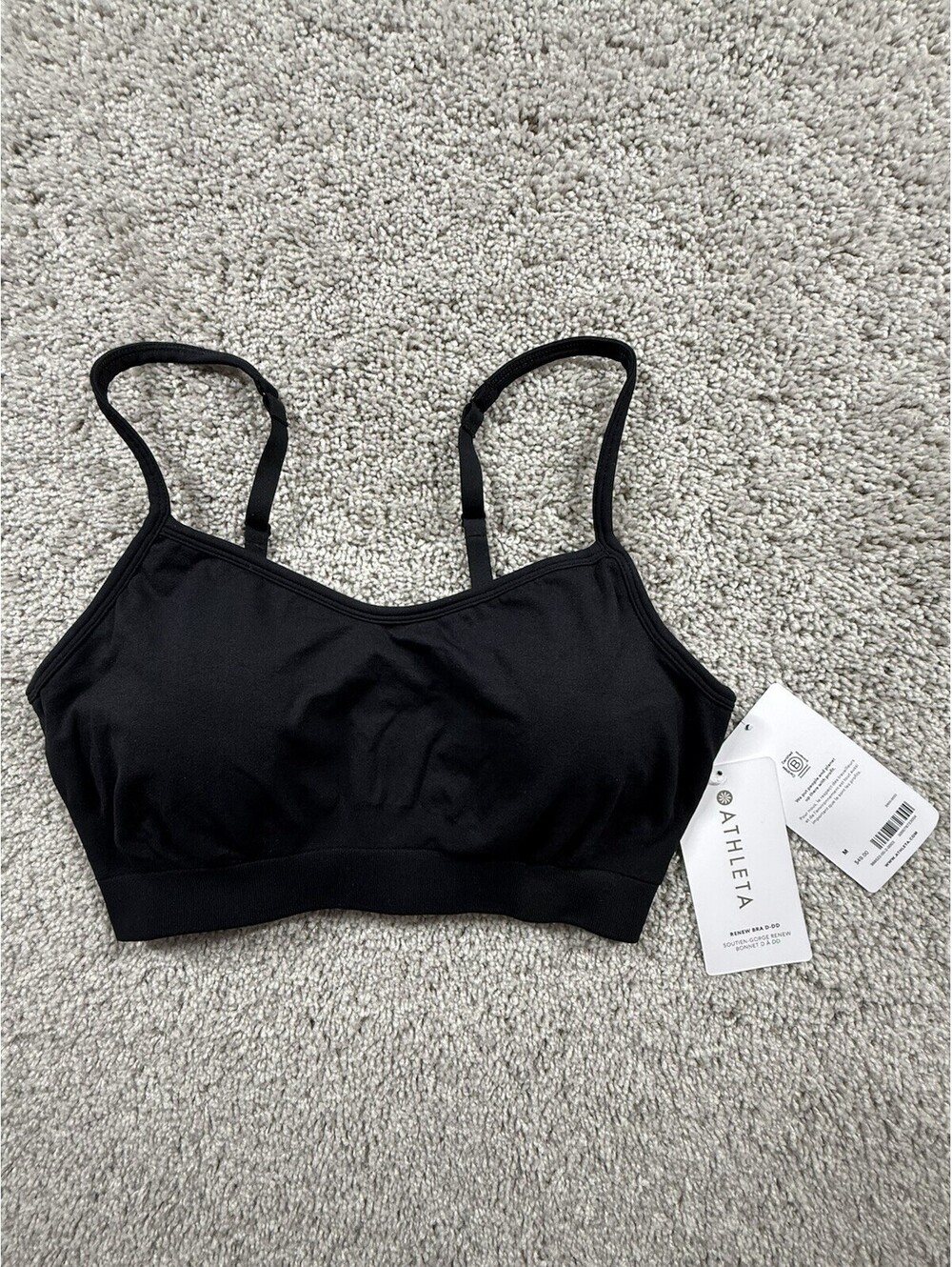 NWT Athleta Renew Bra D-DD Size Medium Black Adjustable Straps
